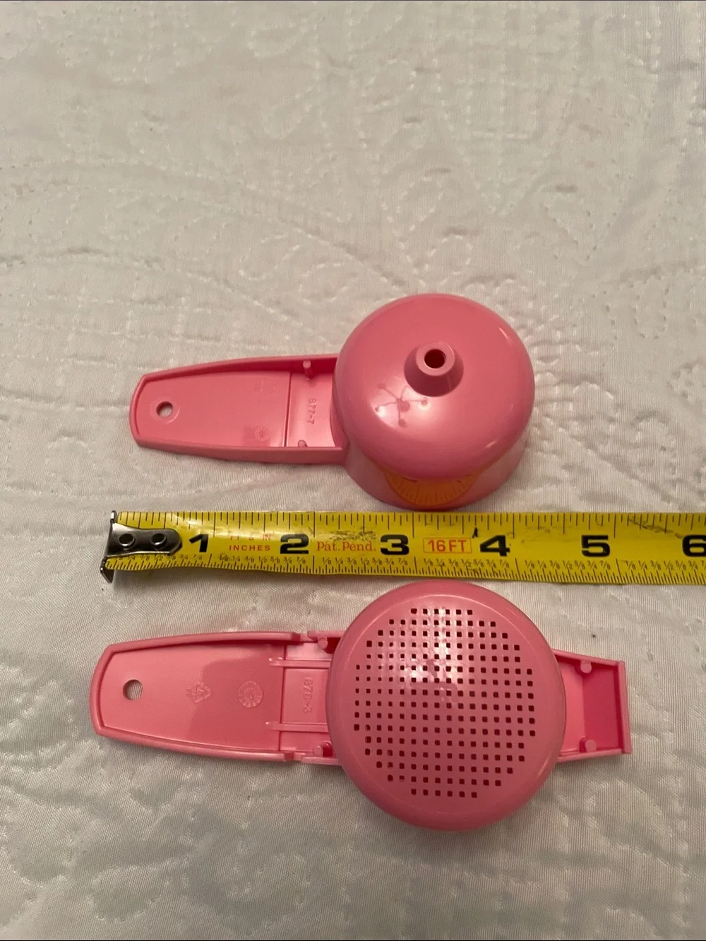 New Set of 2 Tupperware PINK Mini Tea Strainers & Funnel